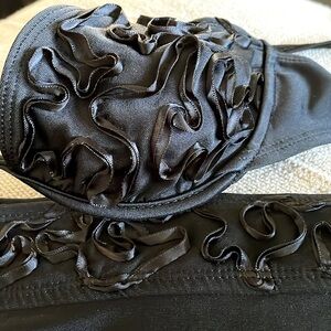 La Blanca french cut black swimsuit.  Vintage perfect!